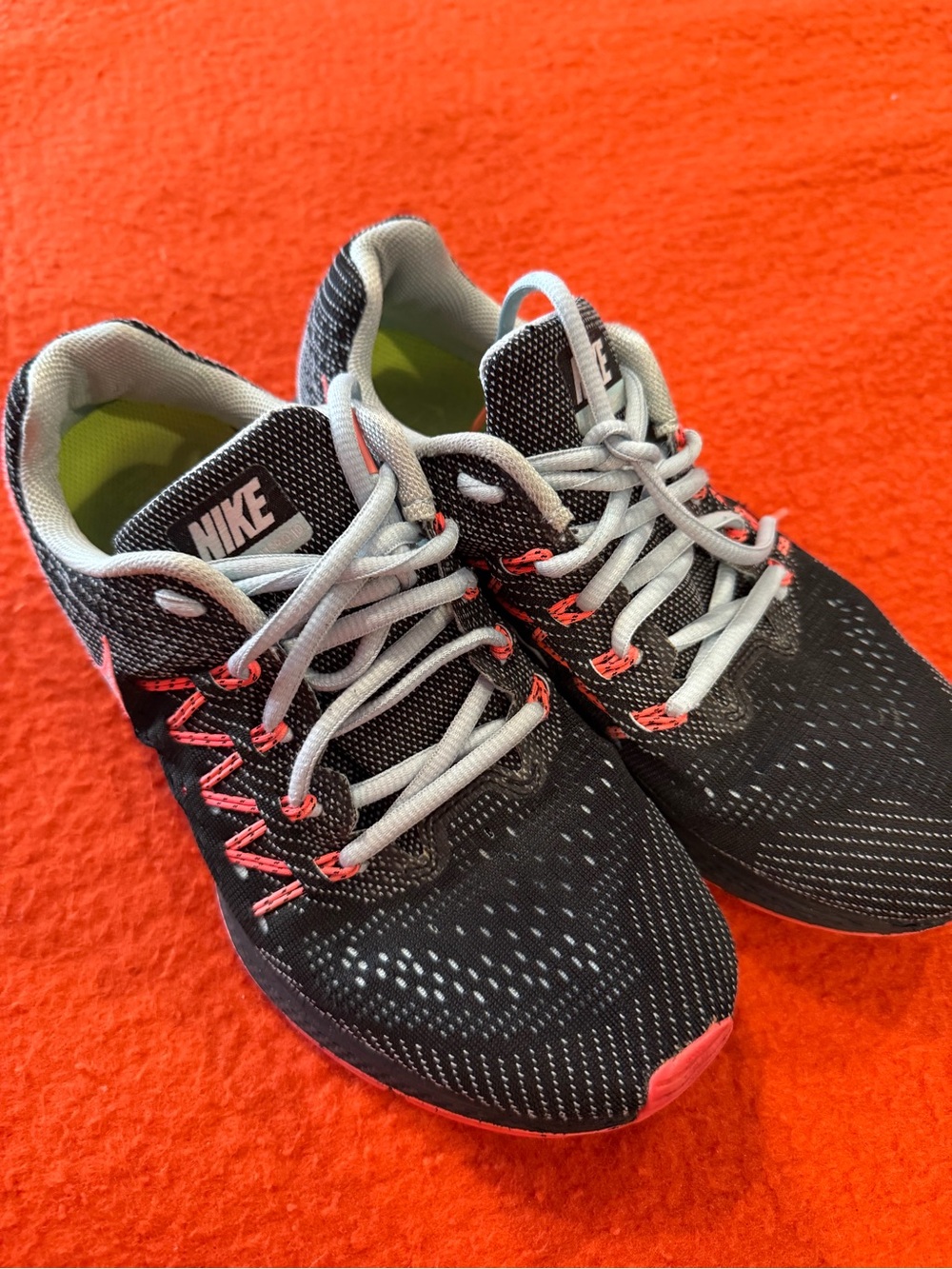 Nike Women’s Running Shoes Size 7.5